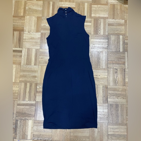 Hugo boss dress size medium - Picture 2 of 6